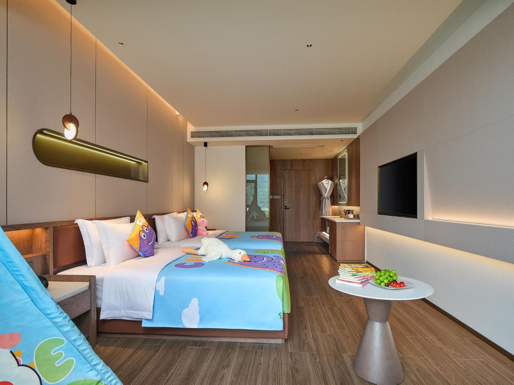 Zhangjiajie Utopia Hotel--Free One Way Pick Up Service Over 2 Nights Exterior photo